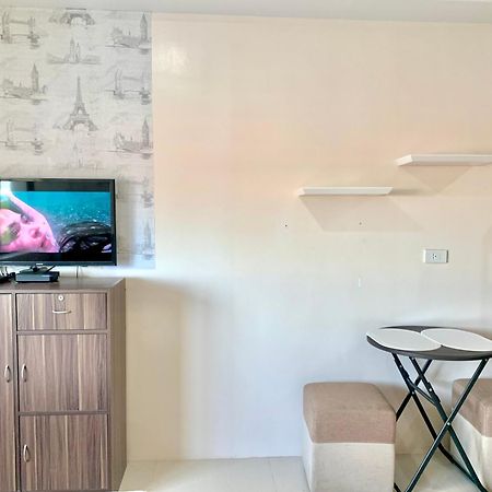 The Persimmon Studios Near Ayala And Sm City Cebu Phòng bức ảnh