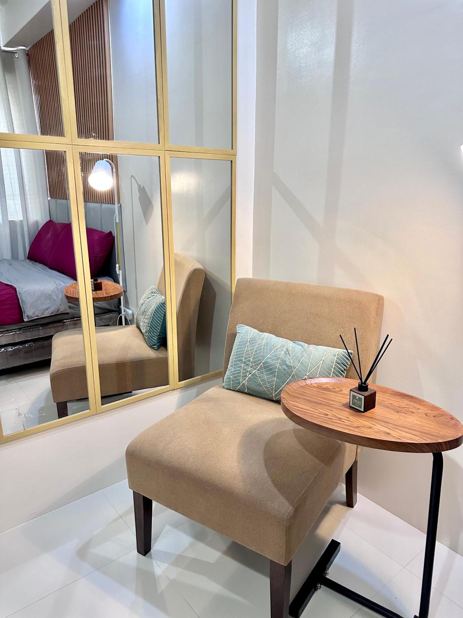 The Persimmon Studios Near Ayala And Sm City Cebu Ngoại thất bức ảnh