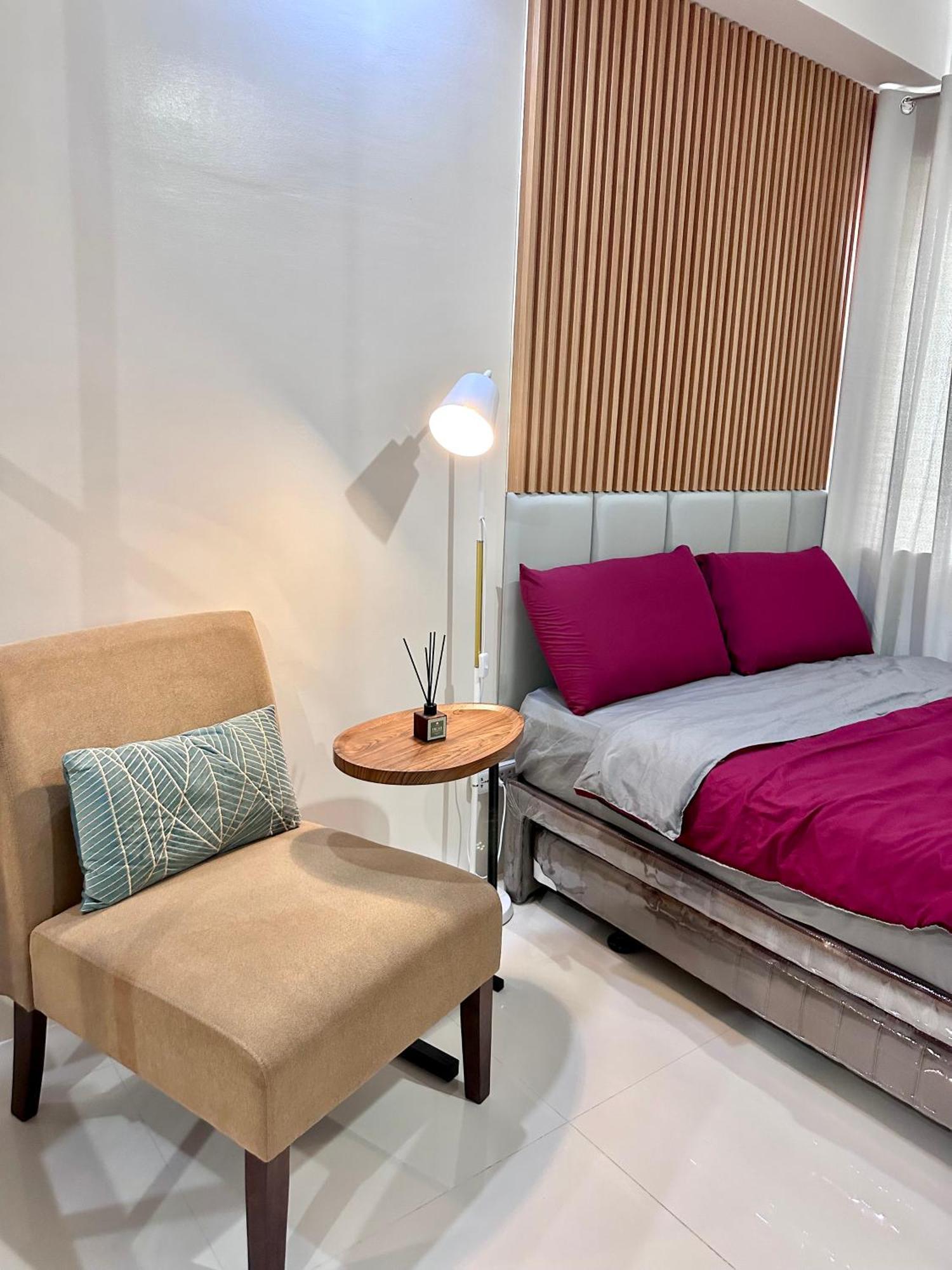 The Persimmon Studios Near Ayala And Sm City Cebu Ngoại thất bức ảnh
