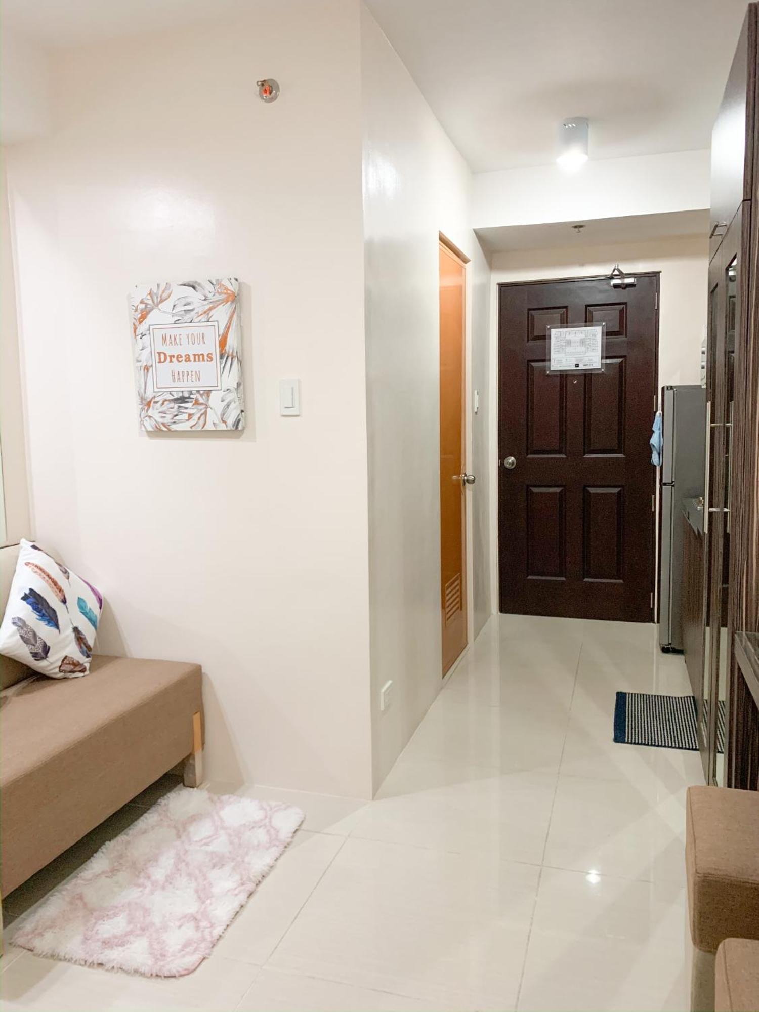 The Persimmon Studios Near Ayala And Sm City Cebu Phòng bức ảnh