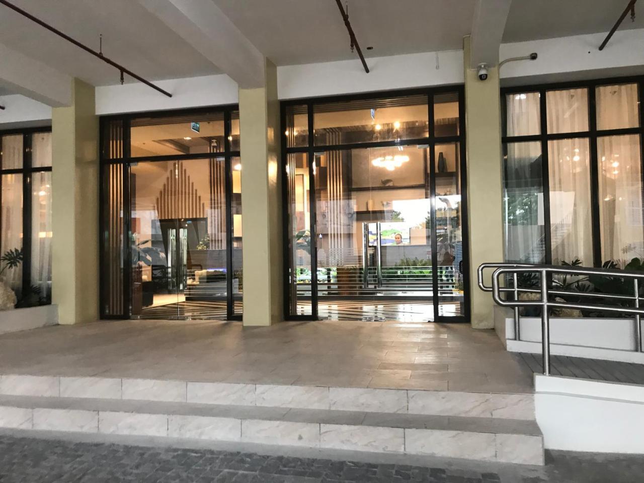 The Persimmon Studios Near Ayala And Sm City Cebu Ngoại thất bức ảnh